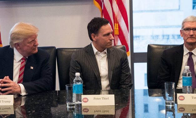 کاخ سفید: شکل گیری انجمن نوآوری آمریکایی و همکاری آن با تیم کوک