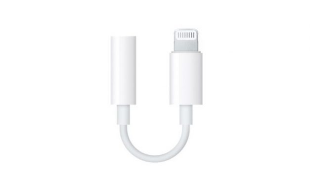 اپل باز هم مبدل لایتنینگ به جک هدفون را در جعبه آیفون های امسال قرار خواهد داد