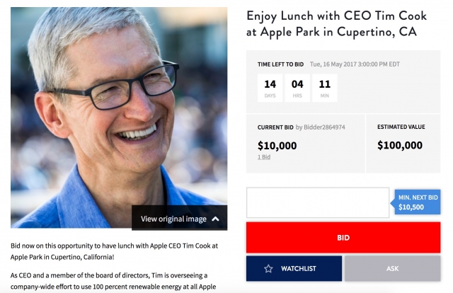 مزایده قرار ناهار با تیم کوک در اپل پارک