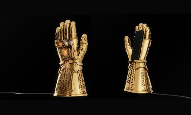 Infinity Gauntlet داک شارژ لوکس 7700 دلاری آیفون